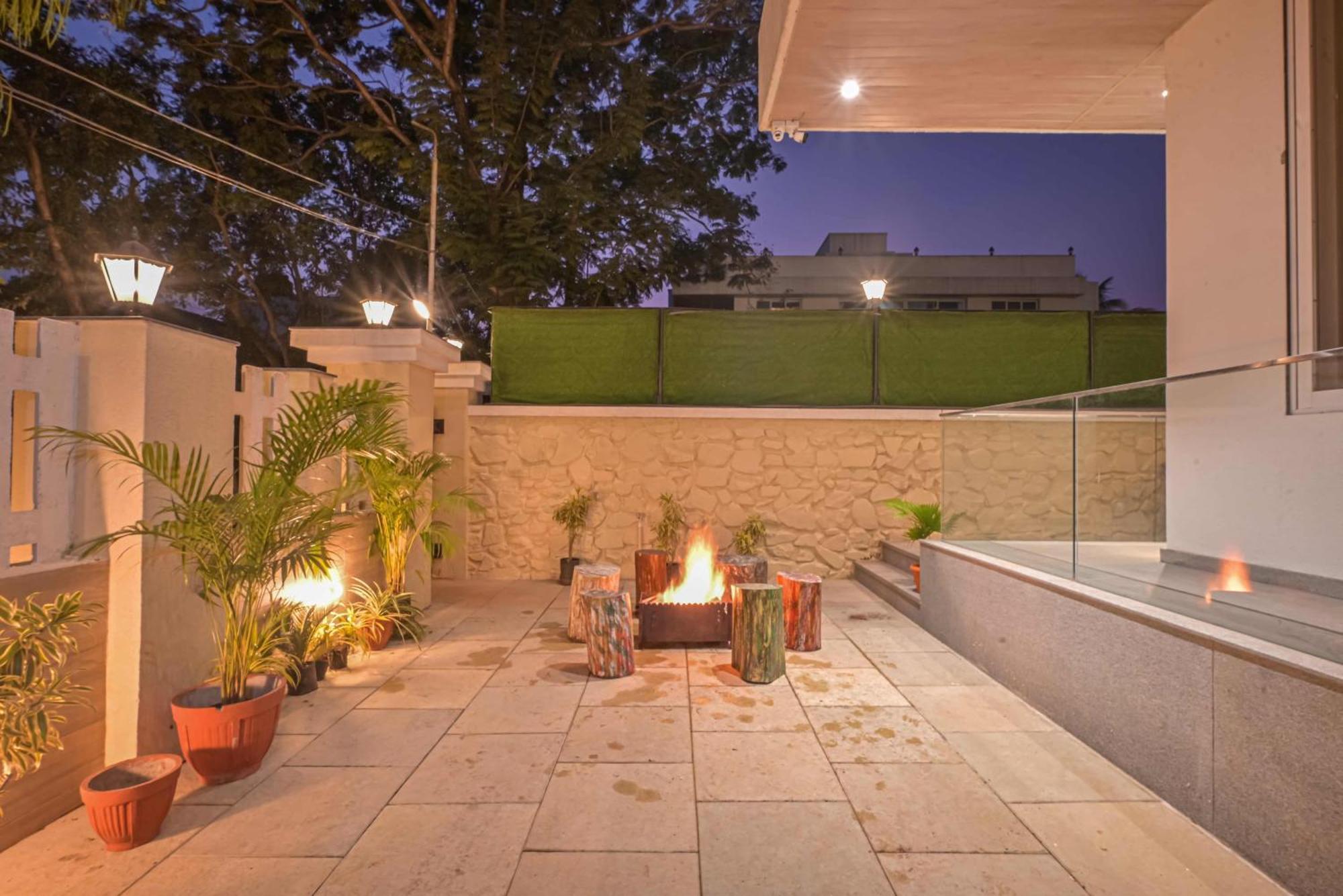 Elegant Villa By Tropicana Stays Lonavala Exterior photo