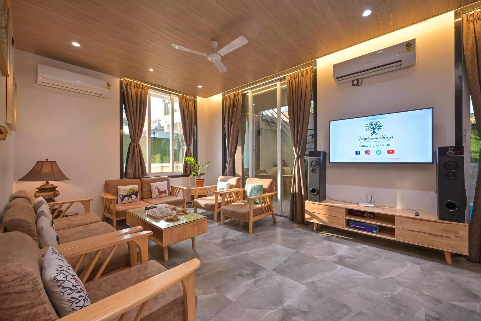 Elegant Villa By Tropicana Stays Lonavala Exterior photo